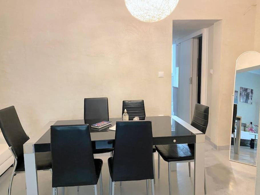 Cute Full Apt W/Backyard In Paleo Faliro Athén Kültér fotó